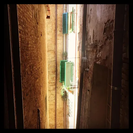 Splendido Loft Nel Centro Antico Διαμέρισμα